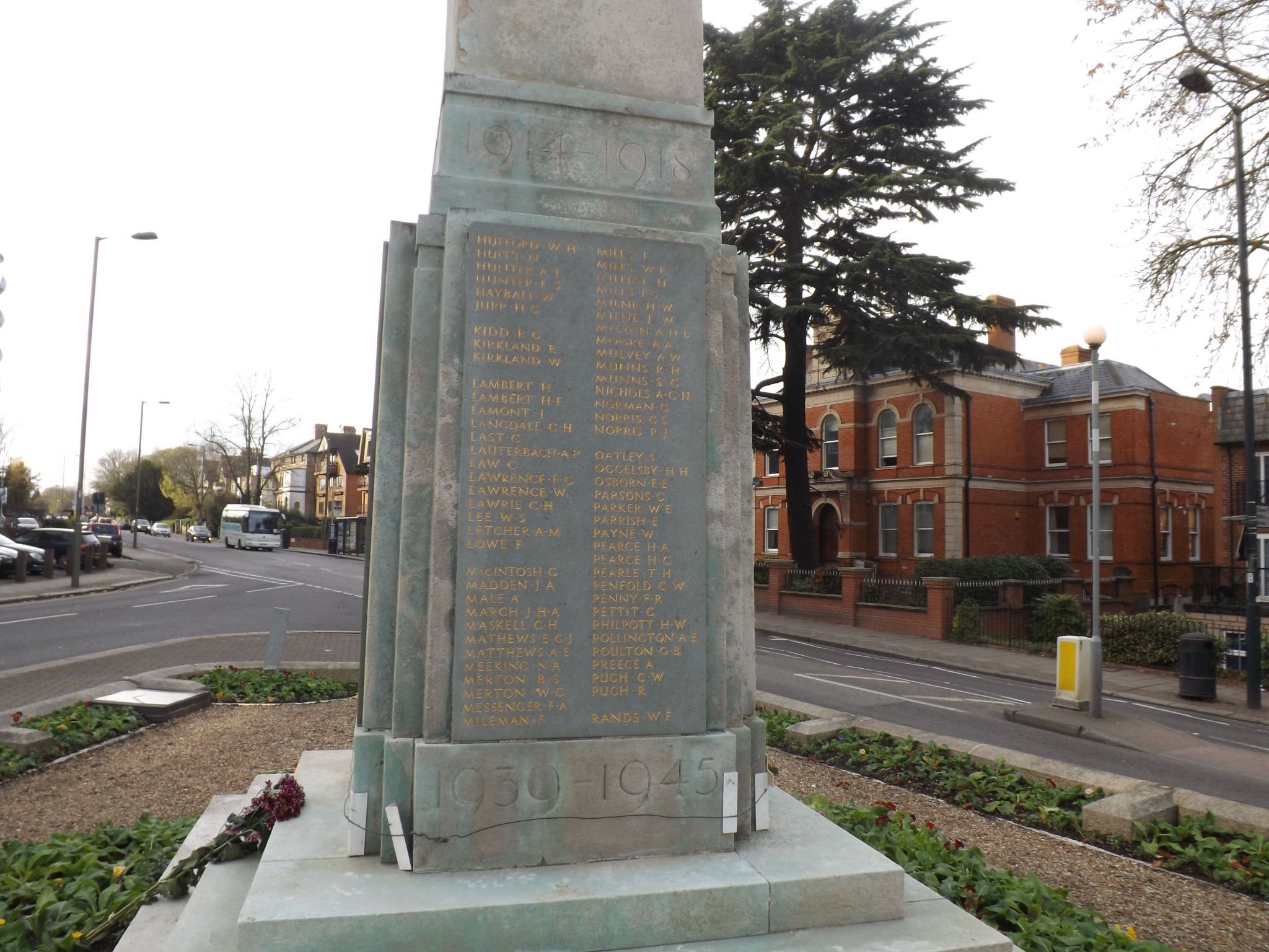 New War Memorials Online